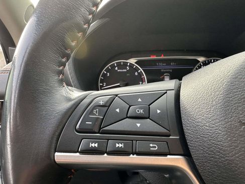 Used 2021 Nissan Sentra SR image 28