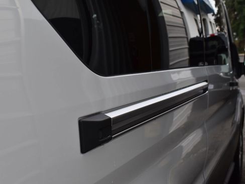 Used 2023 Ford Transit 350 XLT RWD image 12