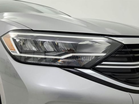 Used 2024 Volkswagen Jetta SE FWD image 26