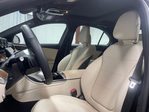 Used 2025 Mercedes-Benz C 300 4MATIC Sedan image 22