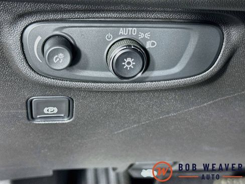 Used 2023 GMC Terrain SLE w/ Driver Convenience Package AWD/4WD image 12