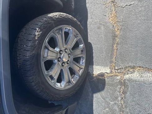 Used 2018 GMC Sierra 1500 Denali w/ Denali Ultimate Package AWD/4WD image 13