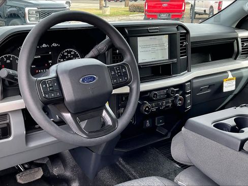 New 2026 Ford F250 XL w/ XL Off-Road Package image 8