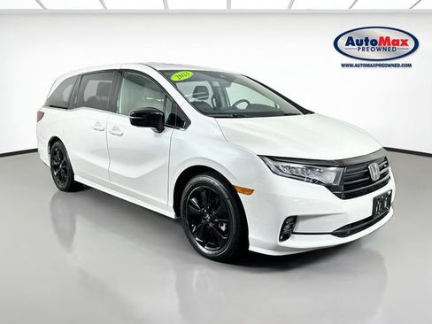 Used 2023 Honda Odyssey Sport image 1
