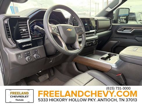 Used 2024 Chevrolet Silverado 2500 High Country w/ High Country Premium Package image 27