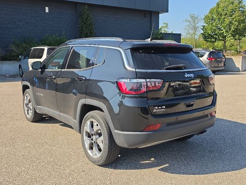 Used 2021 Jeep Compass Limited w/ Sun and Sound Group AWD/4WD image 5