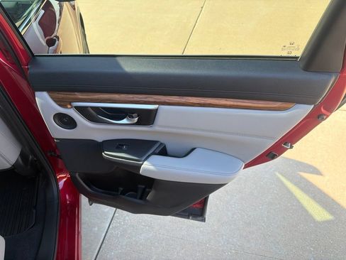 Used 2022 Honda CR-V Touring image 32