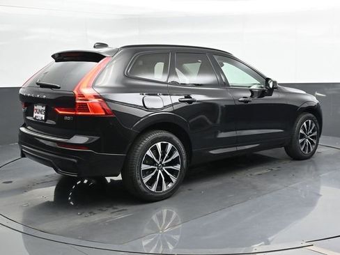 Used 2023 Volvo XC60 B5 Plus w/ Protection Package Premier image 2
