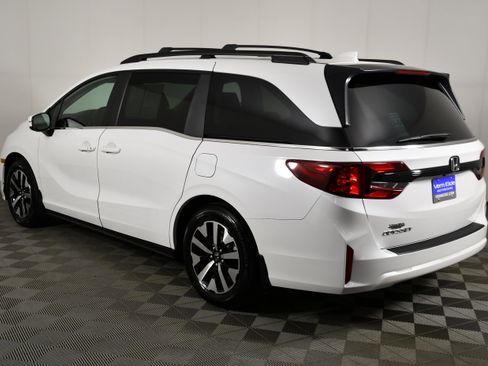 Certified 2025 Honda Odyssey EX-L image 8
