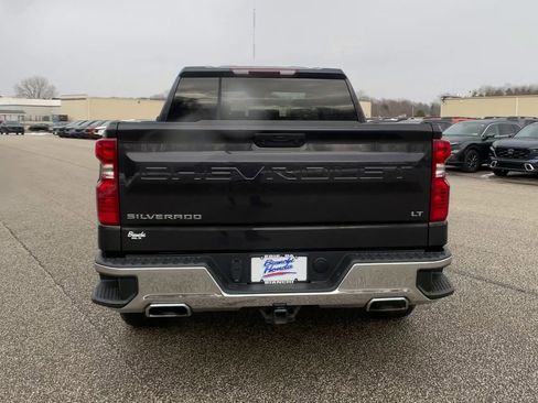 Used 2022 Chevrolet Silverado 1500 LT w/ Z71 Off-Road Package image 8