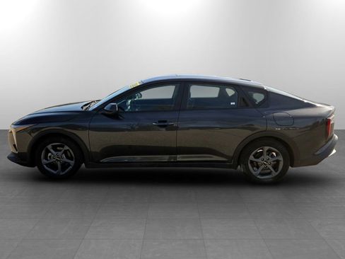 Used 2025 Kia K4 FWD image 9