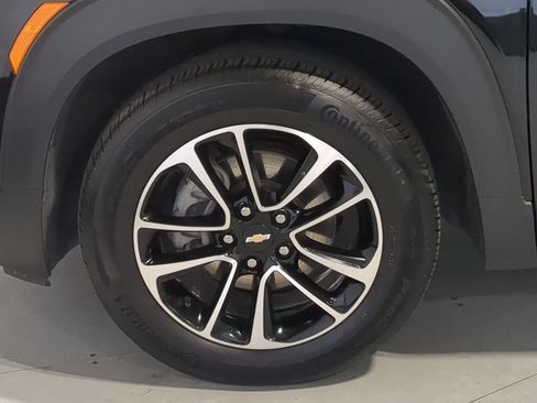 Used 2025 Chevrolet TrailBlazer LT FWD image 14