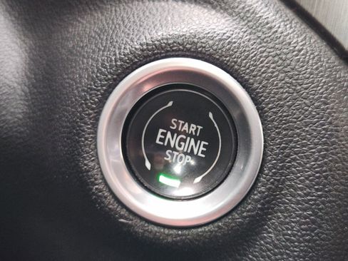 Used 2019 GMC Sierra 1500 AT4 w/ AT4 Premium Package image 23