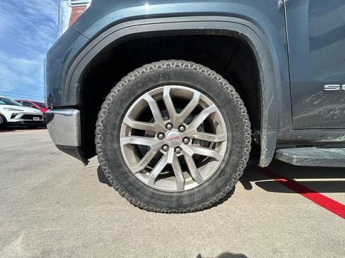 Used 2020 GMC Sierra 1500 SLT RWD image 6
