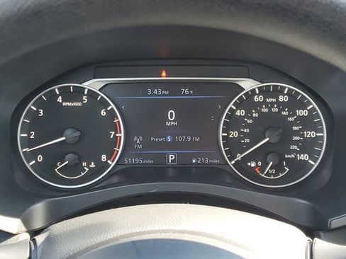 Used 2024 Nissan Altima 2.5 SV image 25