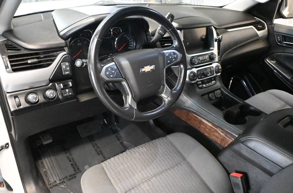 Used 2019 Chevrolet Suburban LS w/ All-Season Package AWD/4WD image 10