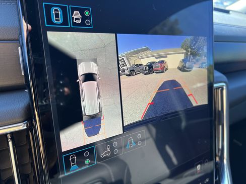 New 2026 GMC Yukon Denali image 32