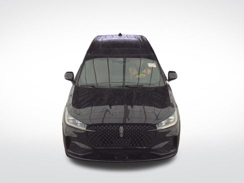 Used 2025 Lincoln Aviator Reserve w/ Jet Appearance Package image 2