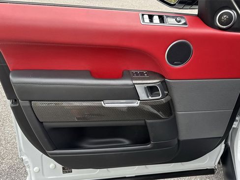 Used 2021 Land Rover Range Rover Sport SVR image 40