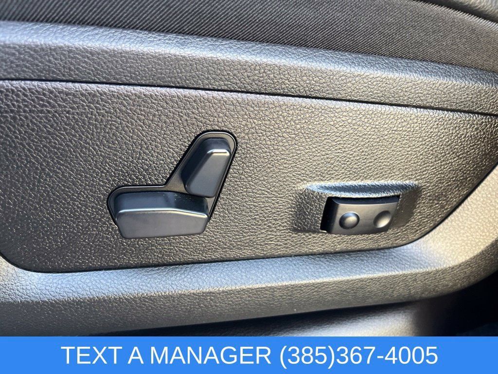 Used 2025 RAM 2500 Laramie AWD/4WD image 16