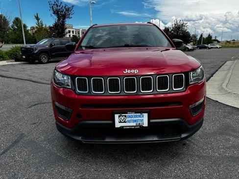 Used 2018 Jeep Compass Sport AWD/4WD image 3