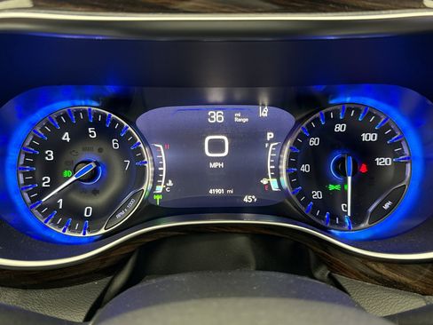 Used 2022 Chrysler Pacifica Pinnacle image 13