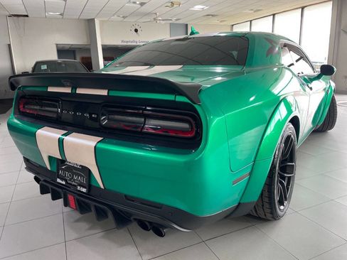 Used 2019 Dodge Challenger SRT Hellcat Redeye image 7
