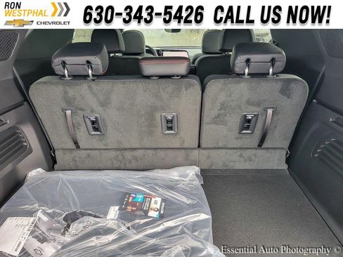 New 2026 Chevrolet Traverse Z71 w/ Driver Confidence Package image 18