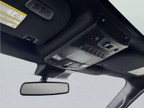 Used 2019 Ford F150 Raptor w/ Equipment Group 802A Luxury image 32