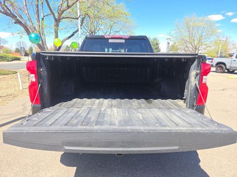 Used 2023 Chevrolet Silverado 1500 RST w/ Convenience Package II AWD/4WD image 18