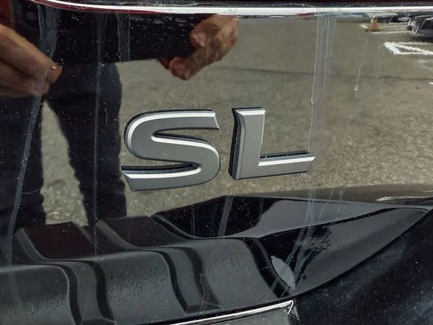 Certified 2022 Nissan Armada SL w/ Midnight Edition Package image 9