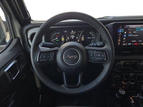 Used 2025 Jeep Wrangler Unlimited Sport S 4xe AWD/4WD image 22