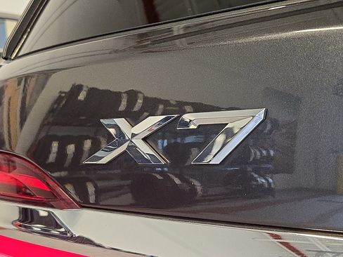 Certified 2022 BMW X7 xDrive40i w/ Premium Package image 31