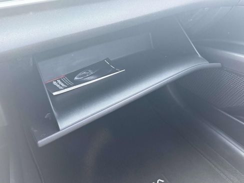 Used 2023 Hyundai Elantra Limited w/ Preferred Accessory Package FWD image 32