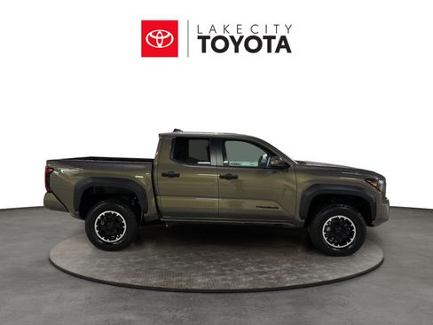 New 2026 Toyota Tacoma TRD Off-Road AWD/4WD image 7