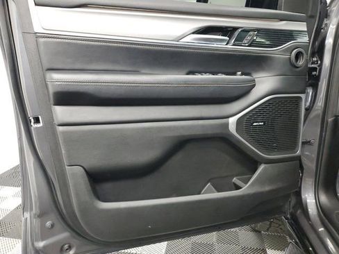 Used 2024 Jeep Wagoneer Series II AWD/4WD image 18