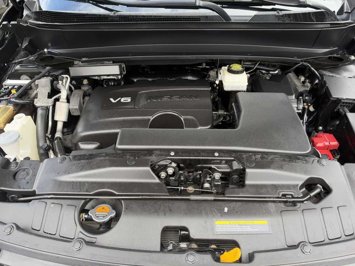 Used 2020 Nissan Pathfinder S AWD/4WD image 19