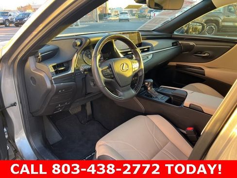 Used 2020 Lexus ES 350 Ultra Luxury image 6
