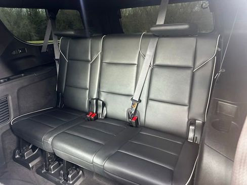 Used 2023 Cadillac Escalade ESV Premium Luxury image 25