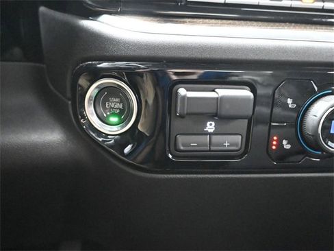 Certified 2025 Chevrolet Silverado 2500 LT w/ Safety Package image 31