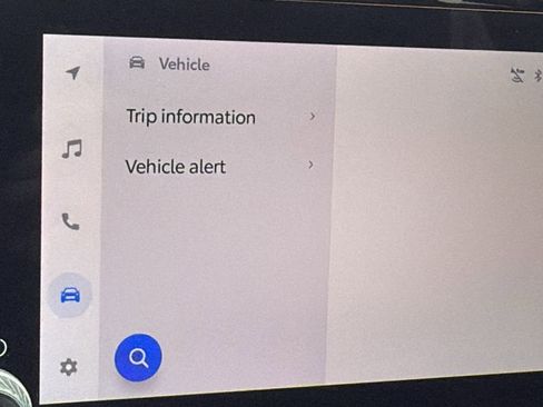 Certified 2025 Toyota RAV4 LE image 17