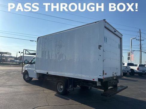 Used 2018 Chevrolet Express 3500 image 6