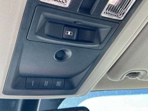 Used 2018 RAM 2500 Laramie w/ Sport Appearance Group image 28