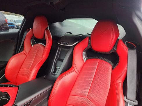 Used 2024 Chevrolet Corvette Stingray Preferred Cpe w/ 2LT image 13