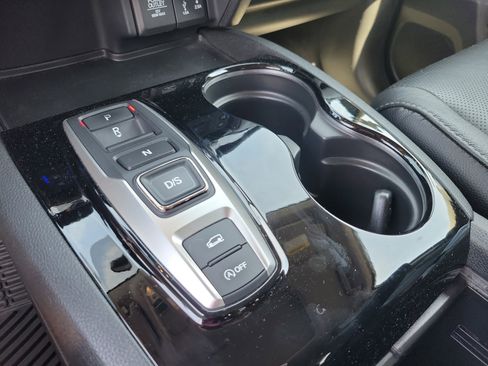 Used 2017 Honda Pilot Elite image 13