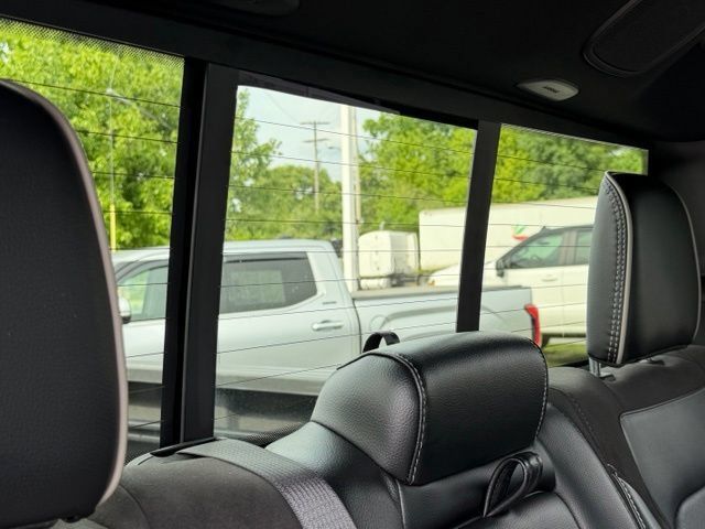 Used 2023 RAM 1500 Laramie AWD/4WD image 7