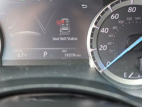 Used 2022 Toyota Highlander Platinum FWD image 24