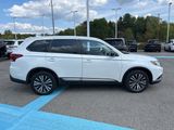 Used 2020 Mitsubishi Outlander SE image 5