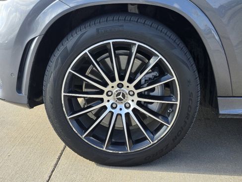 Used 2023 Mercedes-Benz GLE 450 GLE 450 4MATIC image 18