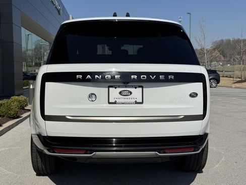 Certified 2023 Land Rover Range Rover SE image 4